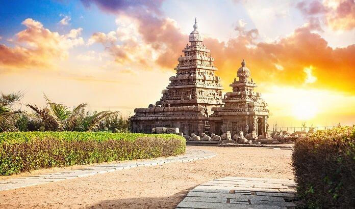 10 ancient temples in India.